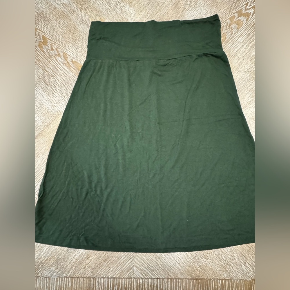 Popana Soft Knit Pull On Skirt  XLarge Hunter Green Stretch Waist 34” Length 27”